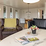 8 Person In Blavand-by Traum Nyaraló *