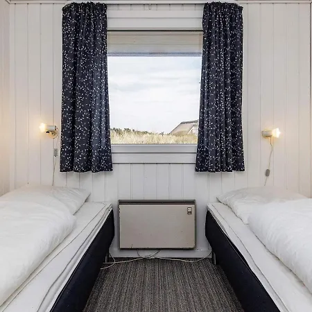 8 Person In Blavand-by Traum * Blåvand