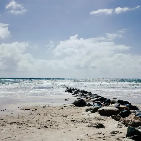 8 Person In Blavand-by Traum